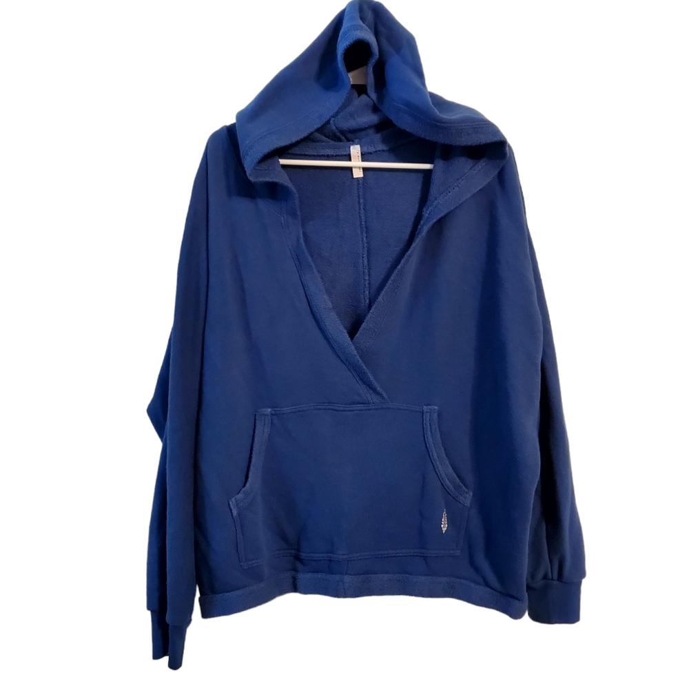 Free People Movement L Blue Hoodie Terrycloth Pullover Sweatshirt V-neck…